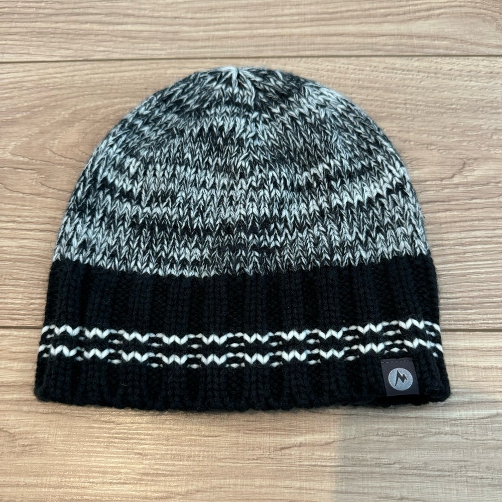 Marmot Black Gray Knit Beanie Winter Hat Unisex Outdoor Hiking